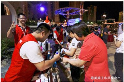 摩登6欢乐小镇：盛世华诞，共享夜市璀璨国庆夜，逛不一样的夜市
